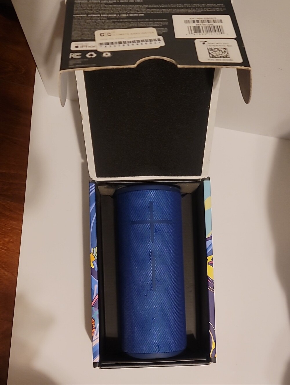 Ultimate Ears MEGABOOM 3 portable wireless Bluetooth speaker